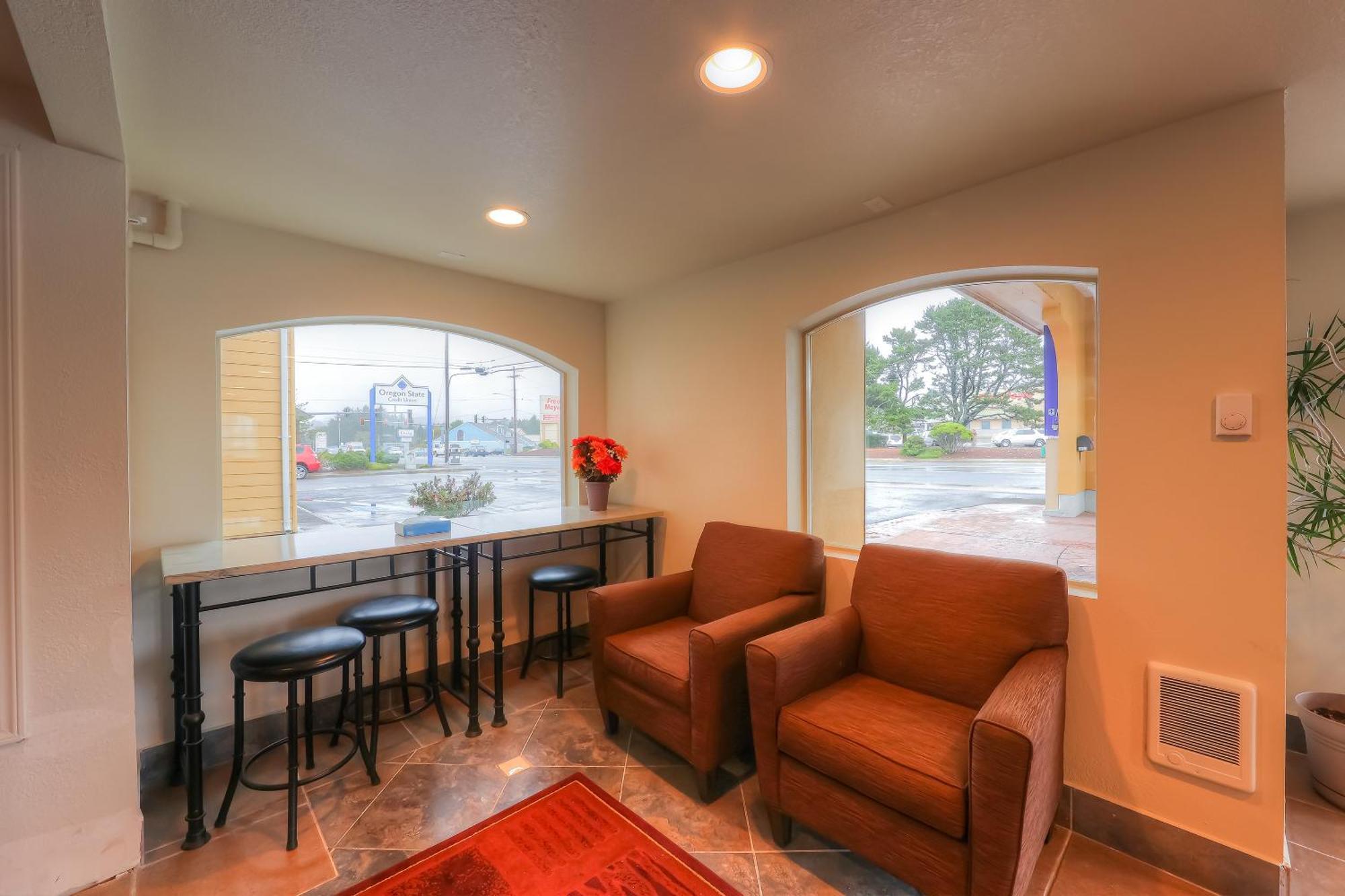 Newport Inn By Oyo - Hwy 101 Exterior foto